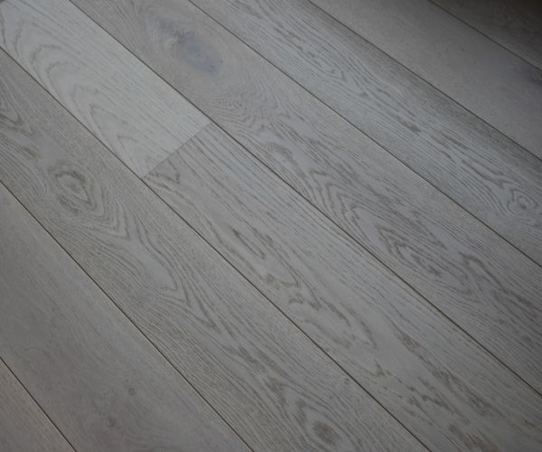 20mm x 190 x 1900mm Raw Oak Matt Lacquered Invisible Finish.