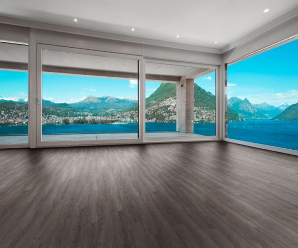 Smoked Charcoal Click + LVT 5mm.